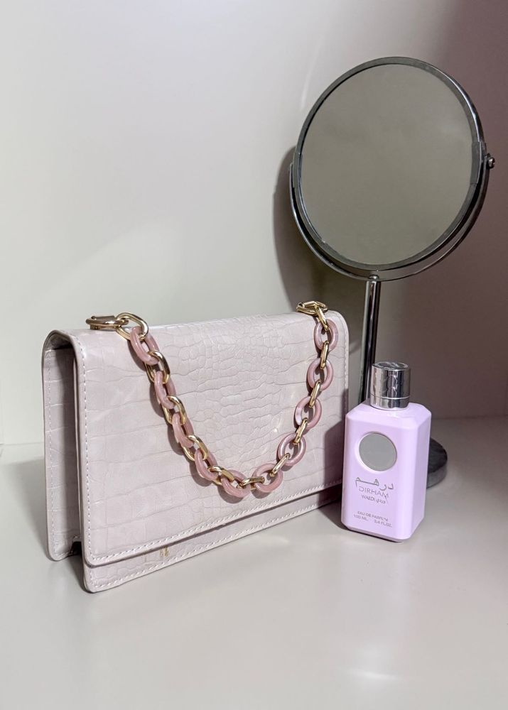 Blush croc embossed shoulder bag with pink chain
