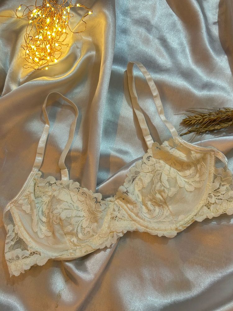 Lace Detail Bra