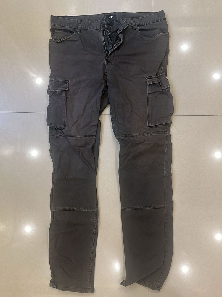 H&amp;M Gray Cargo Pants
