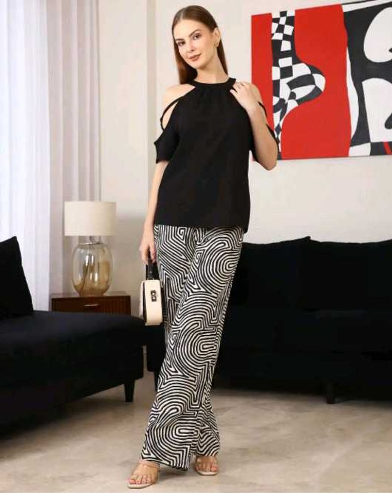 Chic Top &amp; Geometric Pant Set