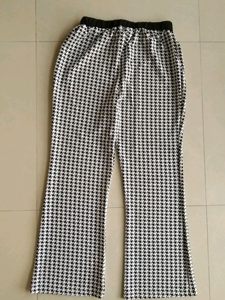 Pyjama Black And White Size- Large(L)