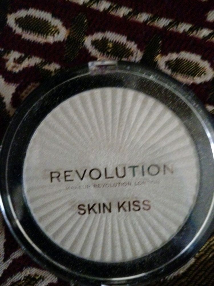 Revolution London
