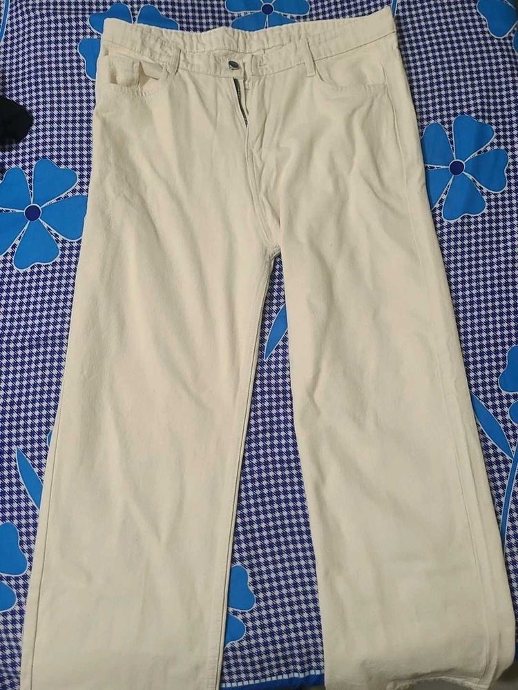 The Must Have Jeans In Wardrobe