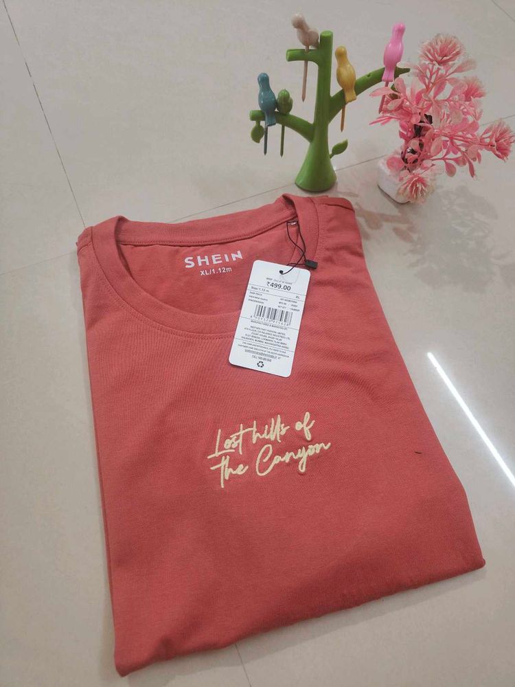 XL Stylish Shein Coral T-shirt