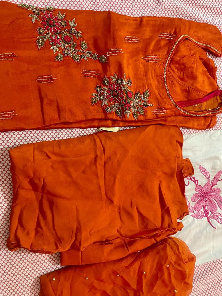Suit With Circular Plazo