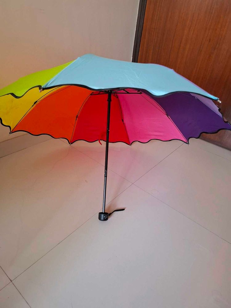 Flash Sale: Kids 3Fold Rainbow Umbrella (6-12 Yrs)
