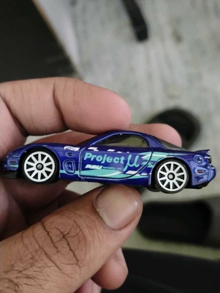 Hot Wheels Mazda RX-7 Diecast Car
