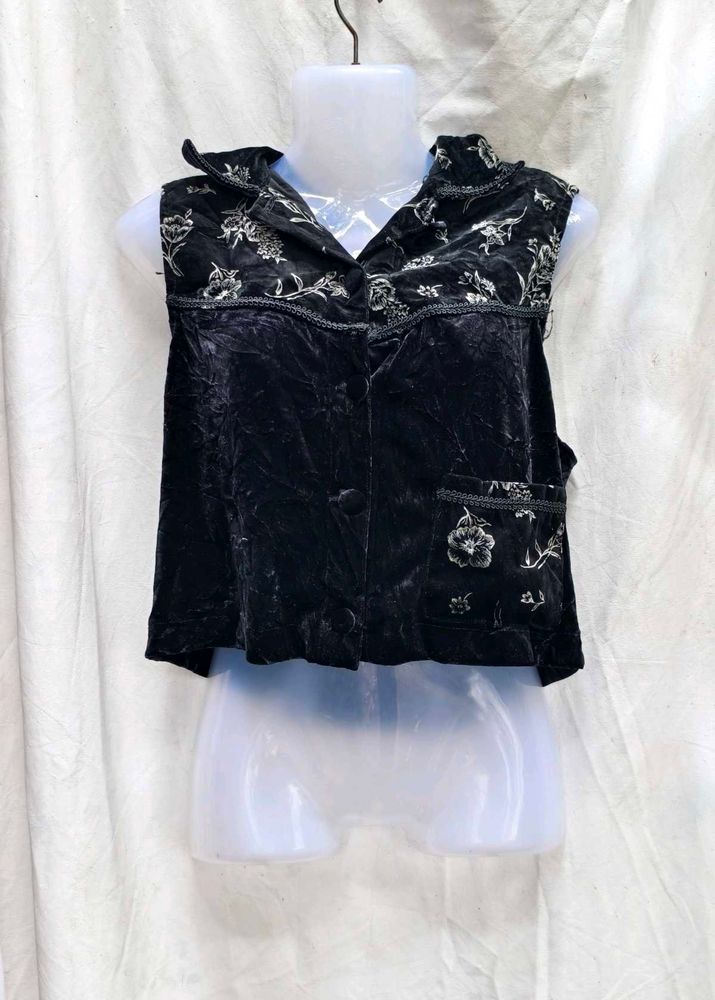 293010. Floral Velvet Vest