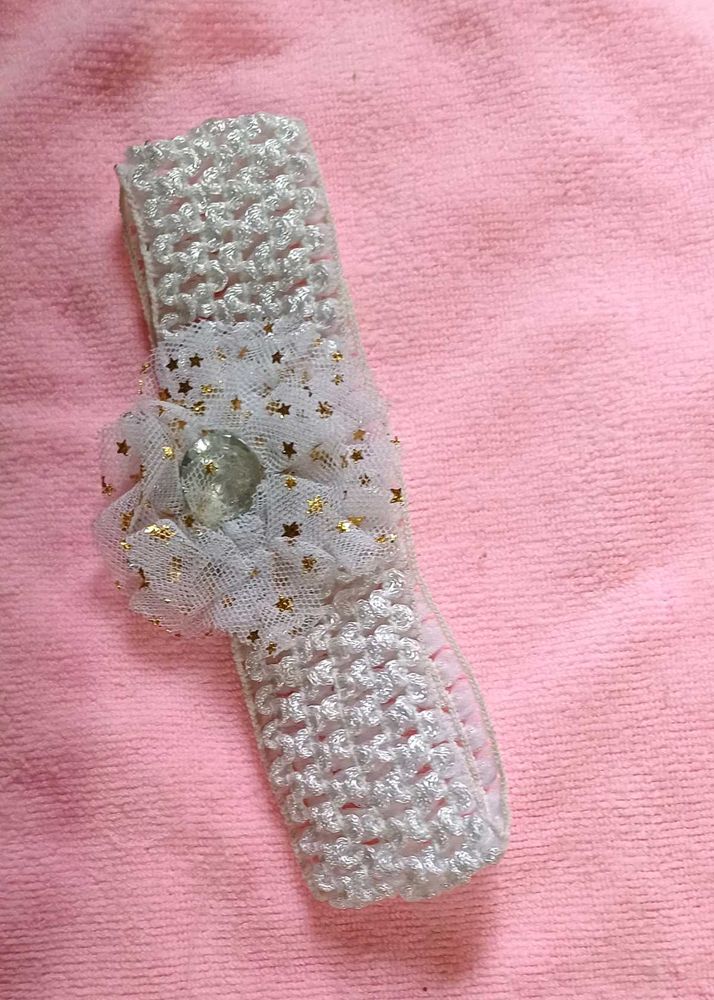 Beautiful baby&#39;s hairband