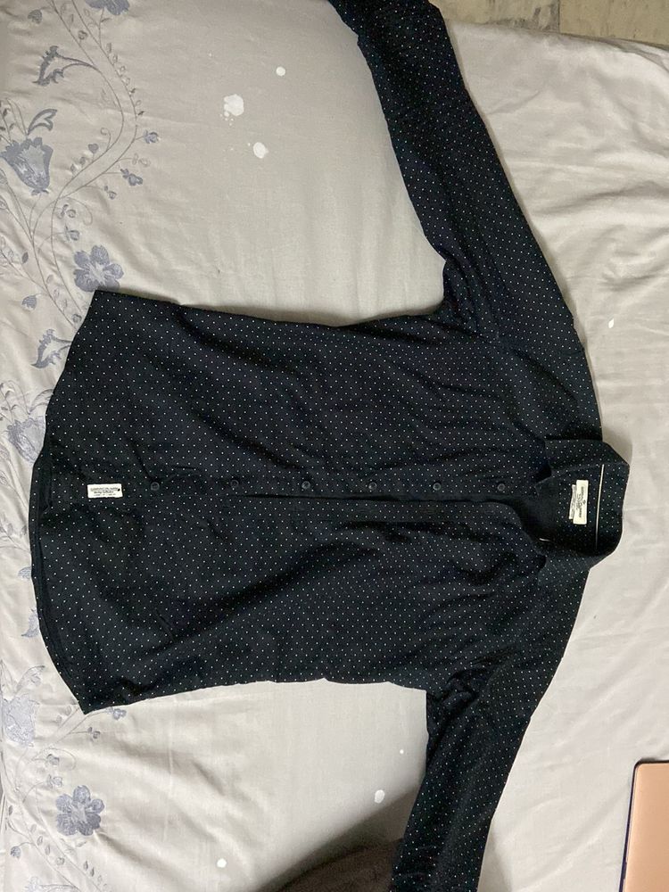 Garacia Polka dot shirt