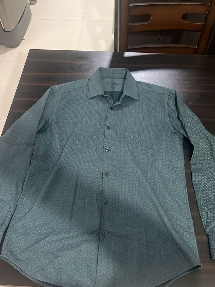 Louis Philippe Shirt-40 -Slim Fit