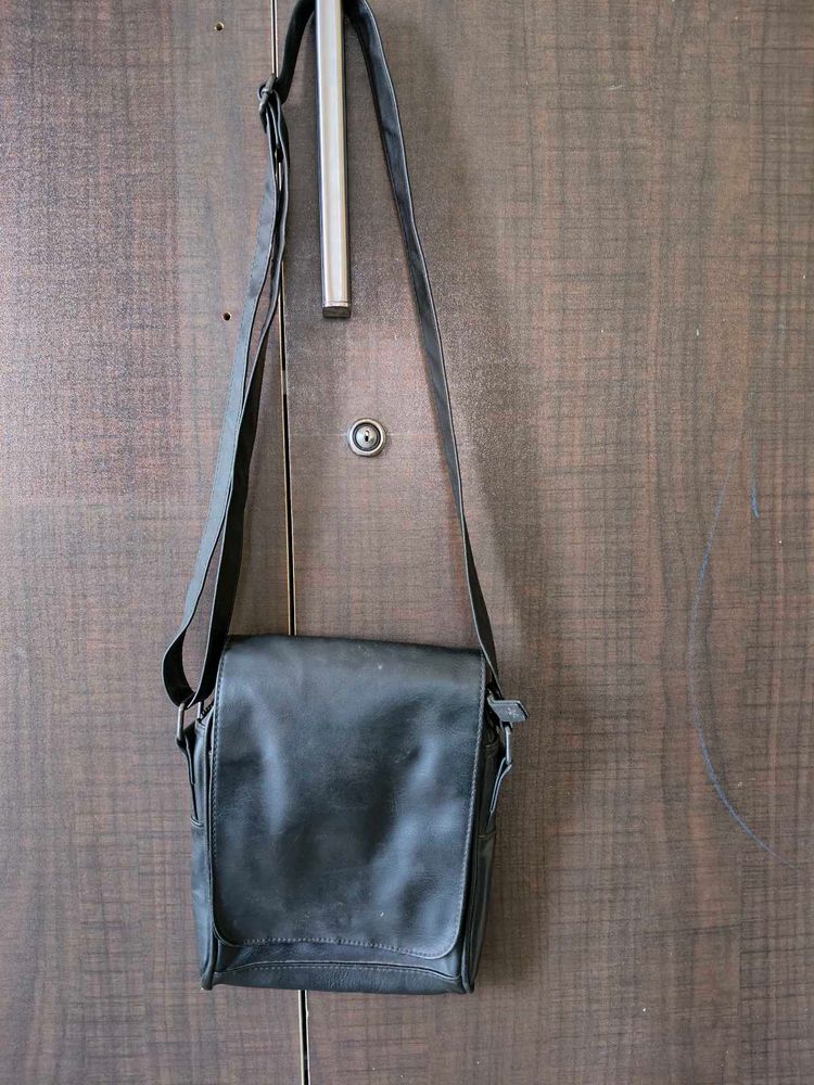 Leather Crossbody Messenger Bag