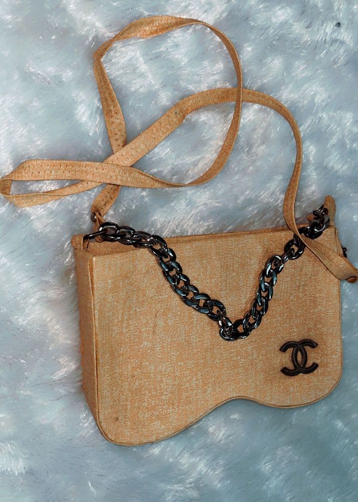 Beautiful Khaki Sling Bag❤️✨