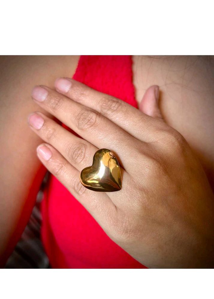 CHUNKY HEART RING