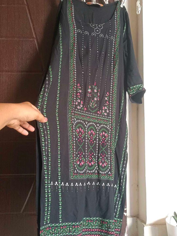 branded ladies kurti.