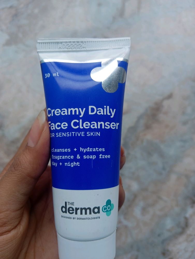 The Derma Co Face Cleanser