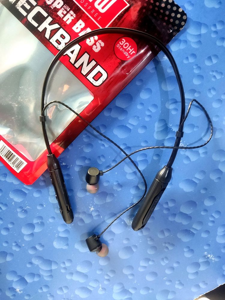 BNW SUPER BASS NECKBAND WITH HIGH BASE AND QUALITY