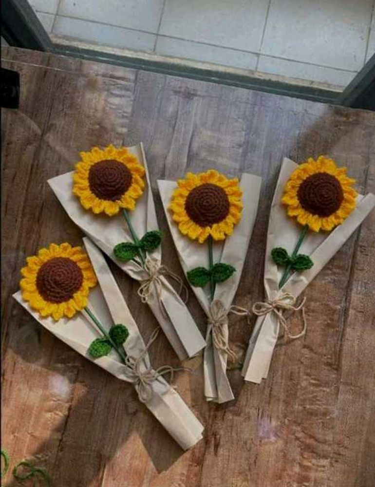 Crochet Sunflower Bouquet