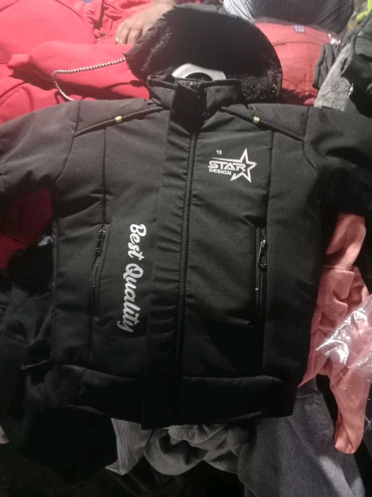 Black &#39;Star Design&#39; Winter Jacket
