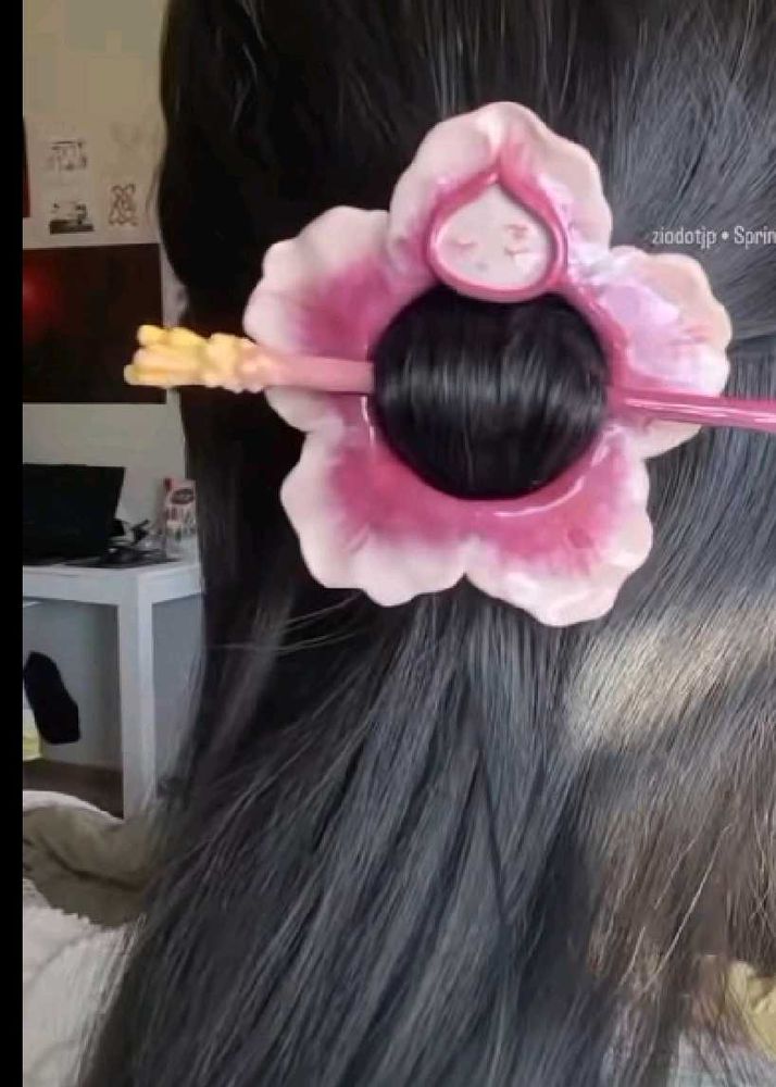Floral Hair Bun Holder