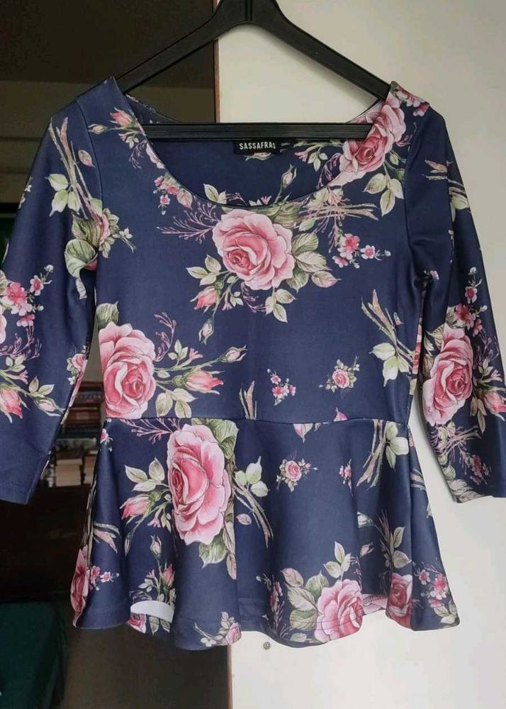 Sassafaras Floral Print Top
