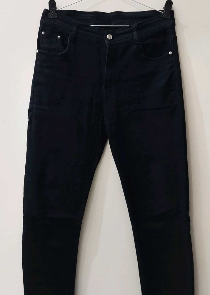 Black Skinny Stretchable Jeans – Waist Size 32