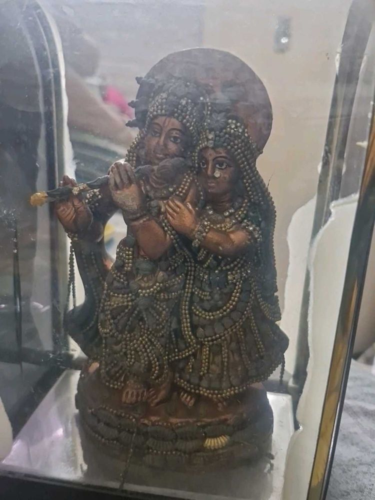 Radha Krishna Showpiece