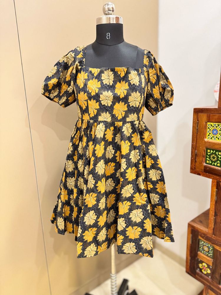 Cute Short Floral Cotton Dress
