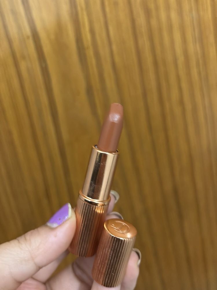 Charlotte Tilbury Kissing Stoned Rose lipstick