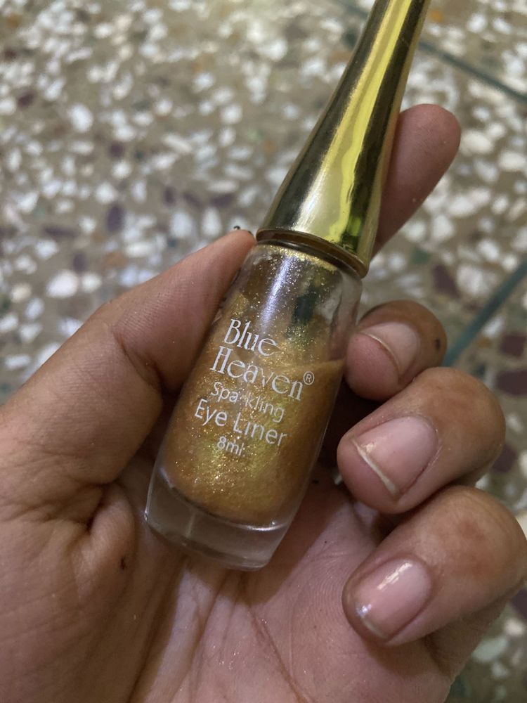 Golden Glitter Eye Liner