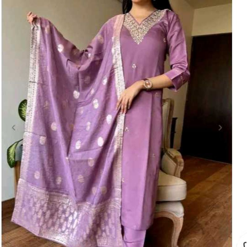 Krta Set With Dupatta