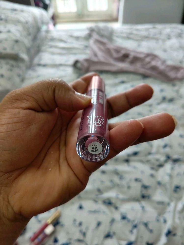 Combo Of Lipsticks, Tint And Gloss