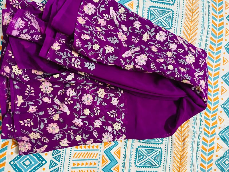 Women Purple Printed Silk Saree