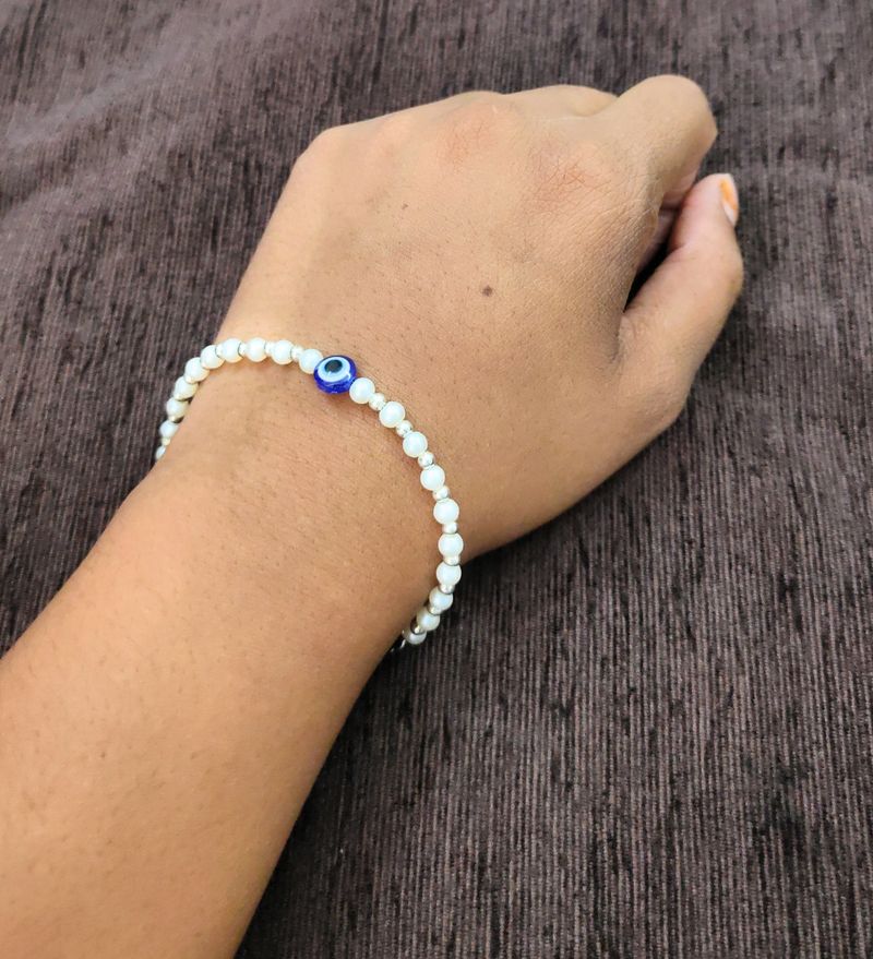 Classy Evil Eye Adjustable Bracelet