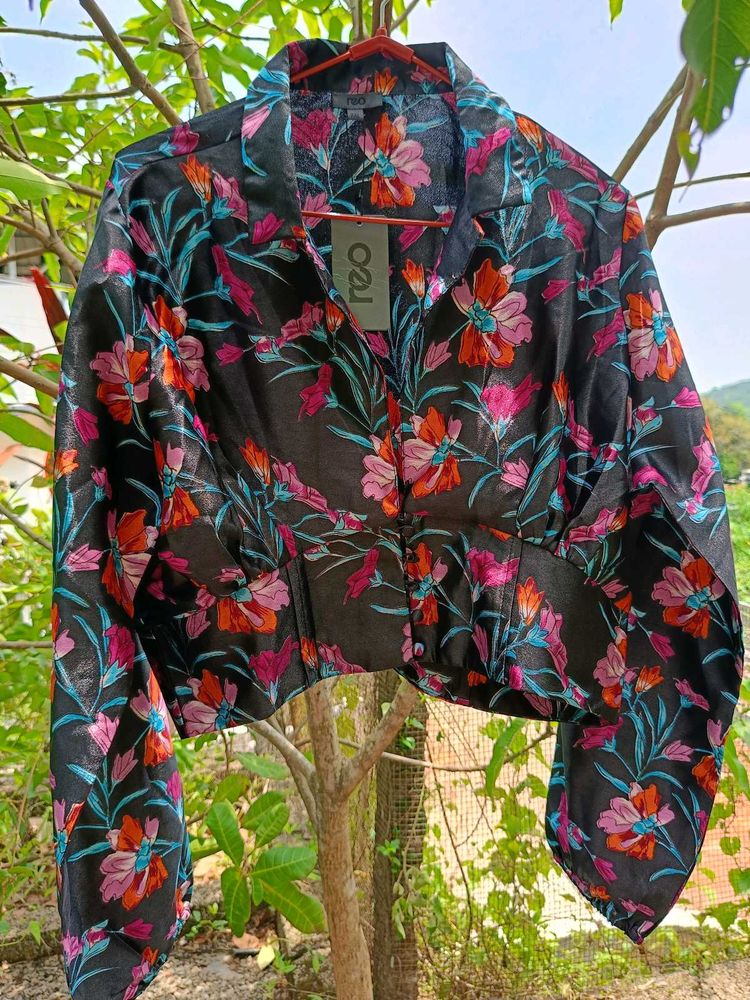 Black Floral Crop Shirt