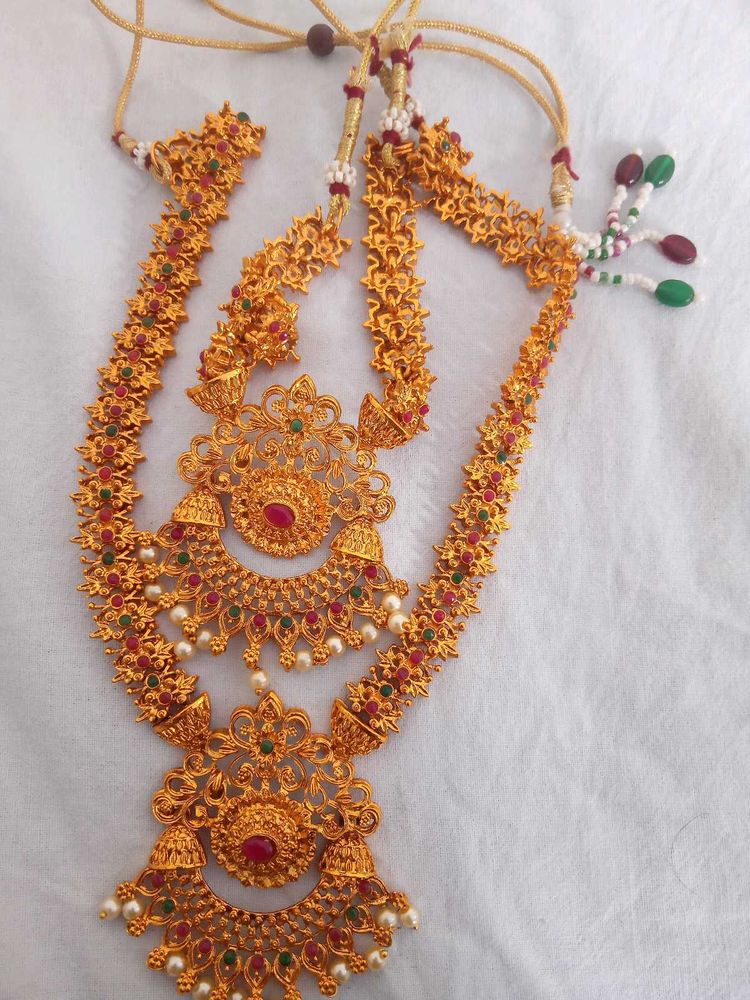 Elegant Gold-Tone Indian Jewelry Set