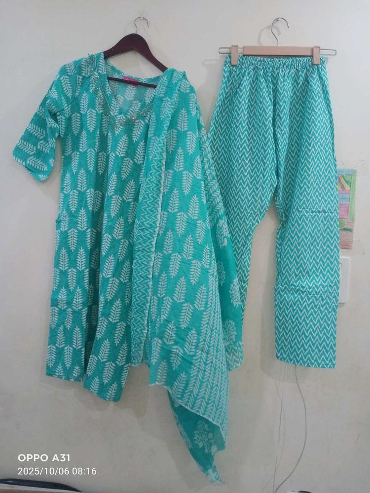 New pure cotton Kurta Set wth cutdana work on neck