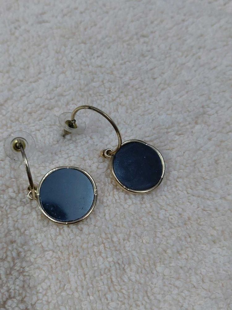 Earrings Round