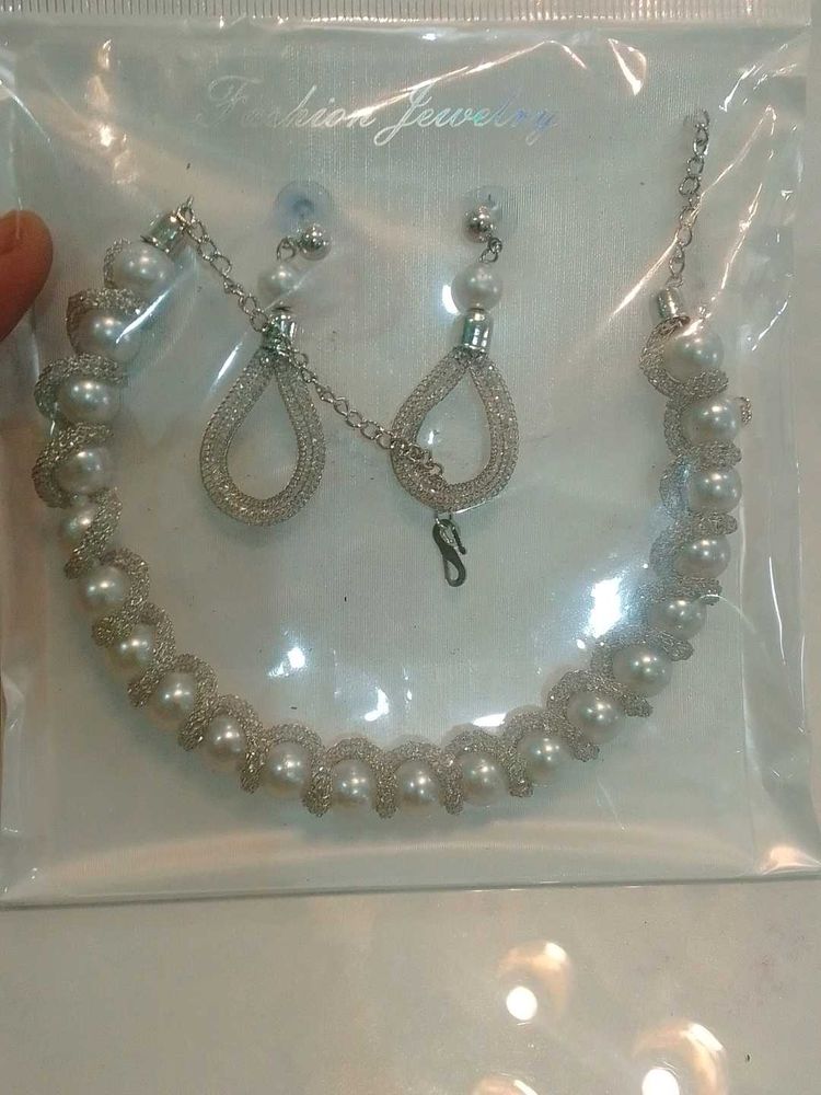 Pearl Set