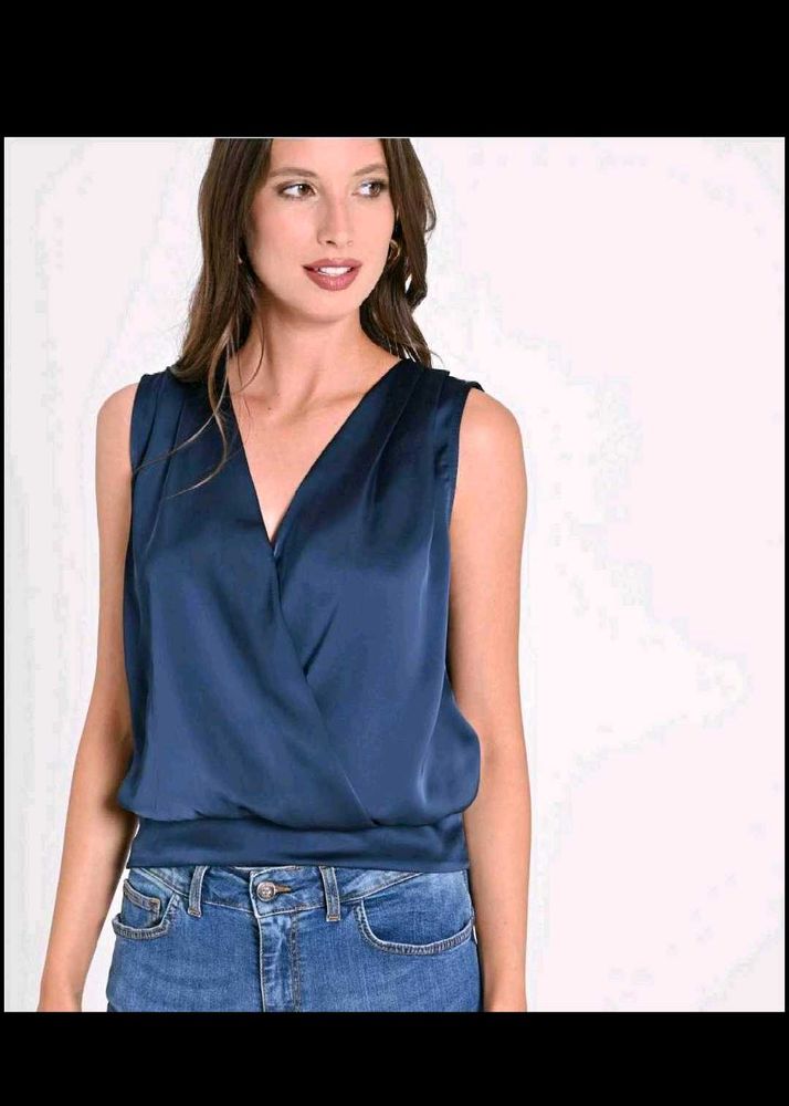 Blue Sleeveless Top