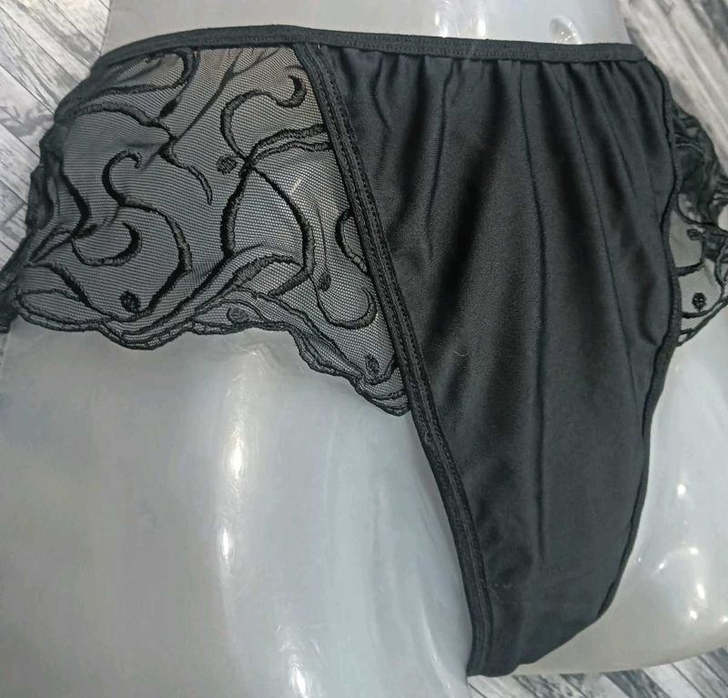 32 Size Black Look 💚