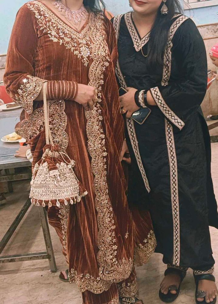 Elegant Brown Velvet Kurta Set