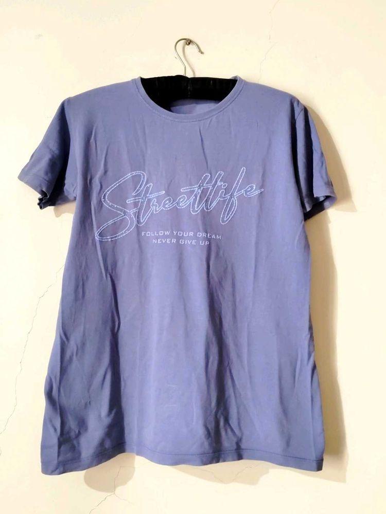 Street Life Graphic Tee T-shirt For Women