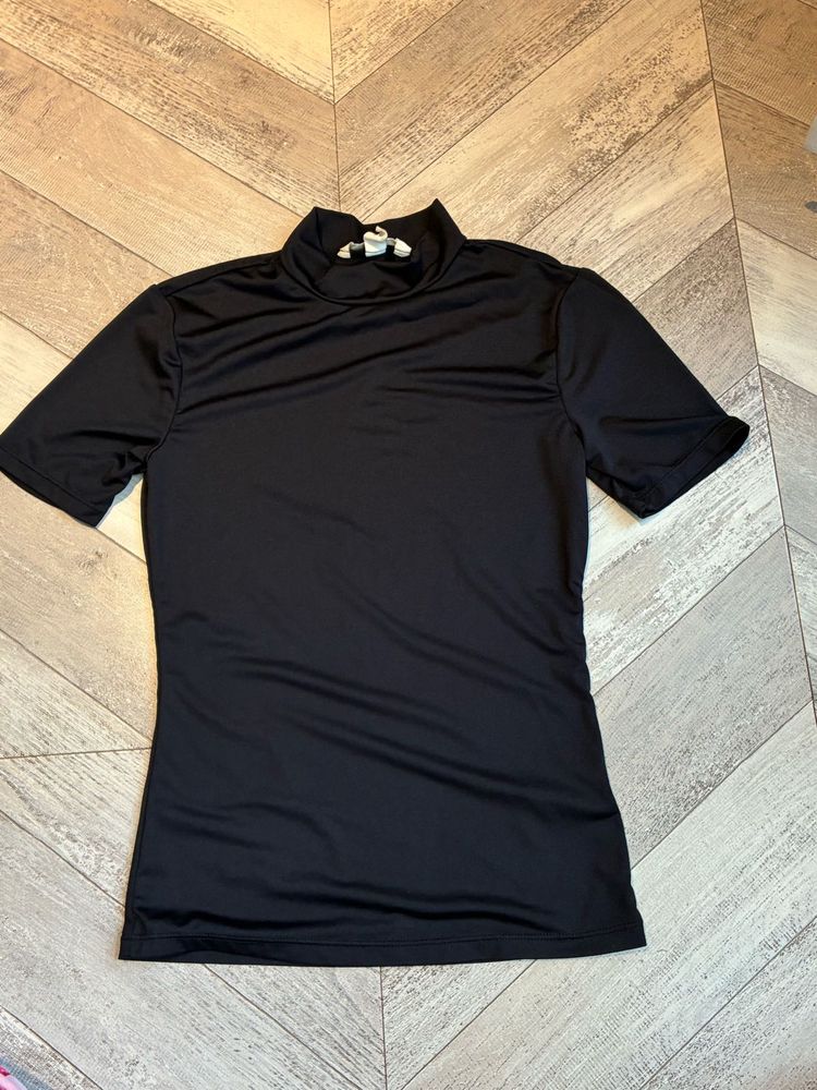 Black Compression Short Sleeve Top