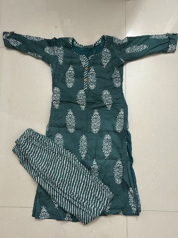 Elegant Green Printed Kurta Set