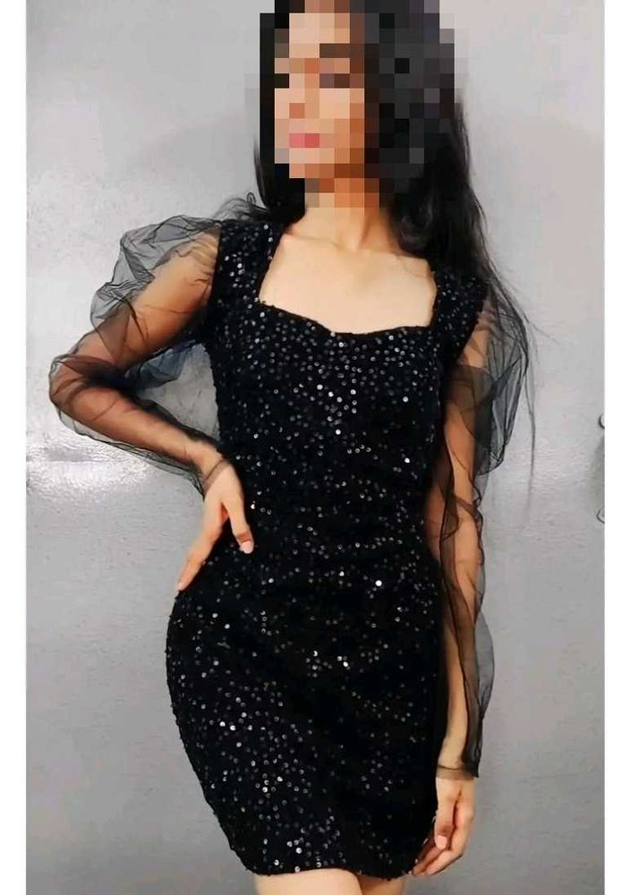 Glam Vibes Only! 🖤💅🏻