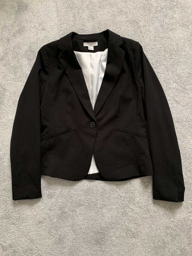 H&amp;M Black Blazer - Classic Style