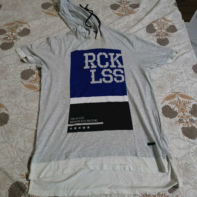 Graphic Print hooded Tee