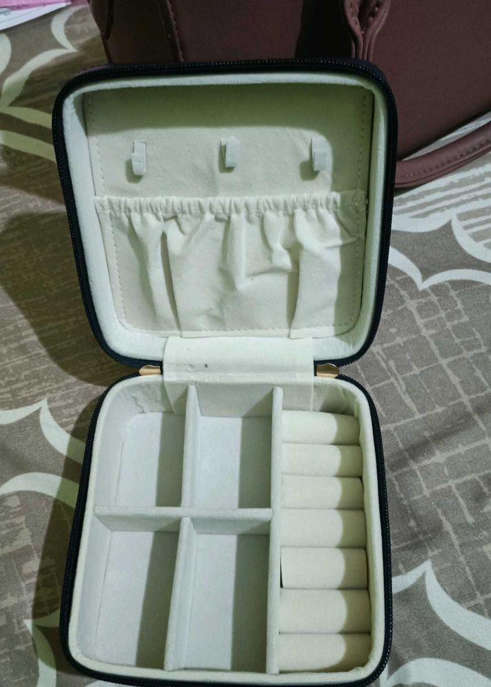 Vanity Box