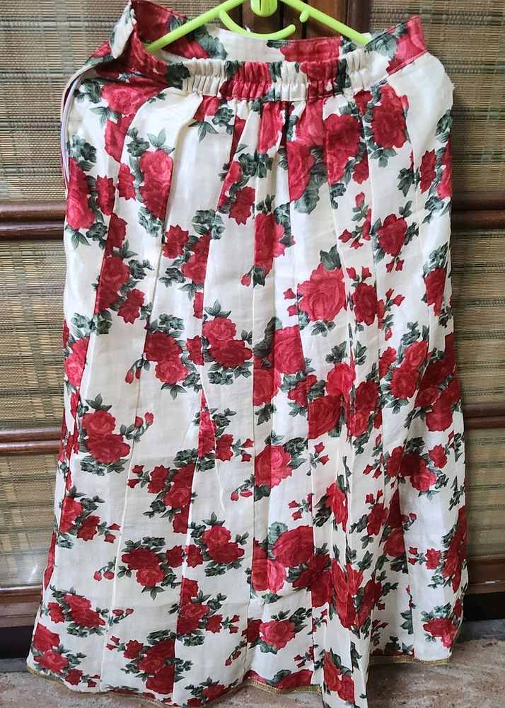 White Skirt With Red Flower Print